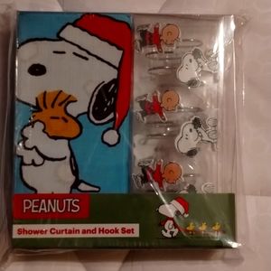 Peanuts Snoopy Shower Curtain and Hooks Set